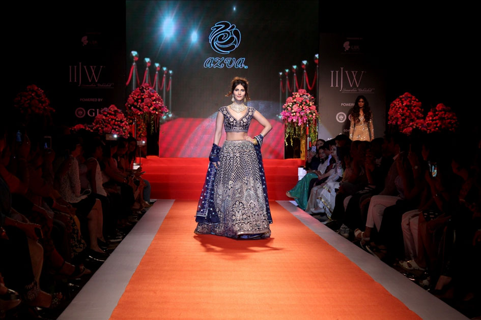 Actress Vaani Kapoor during the 7th edition of India International Jewelry Week (IIJW 2017) in Mumbai. Actress Vaani Kapoor during the 7th edition of India International Jewelry Week (IIJW 2017) in Mumbai.