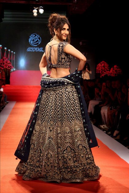 Actress Vaani Kapoor during the 7th edition of India International Jewelry Week (IIJW 2017) in Mumbai. Actress Vaani Kapoor during the 7th edition of India International Jewelry Week (IIJW 2017) in Mumbai.