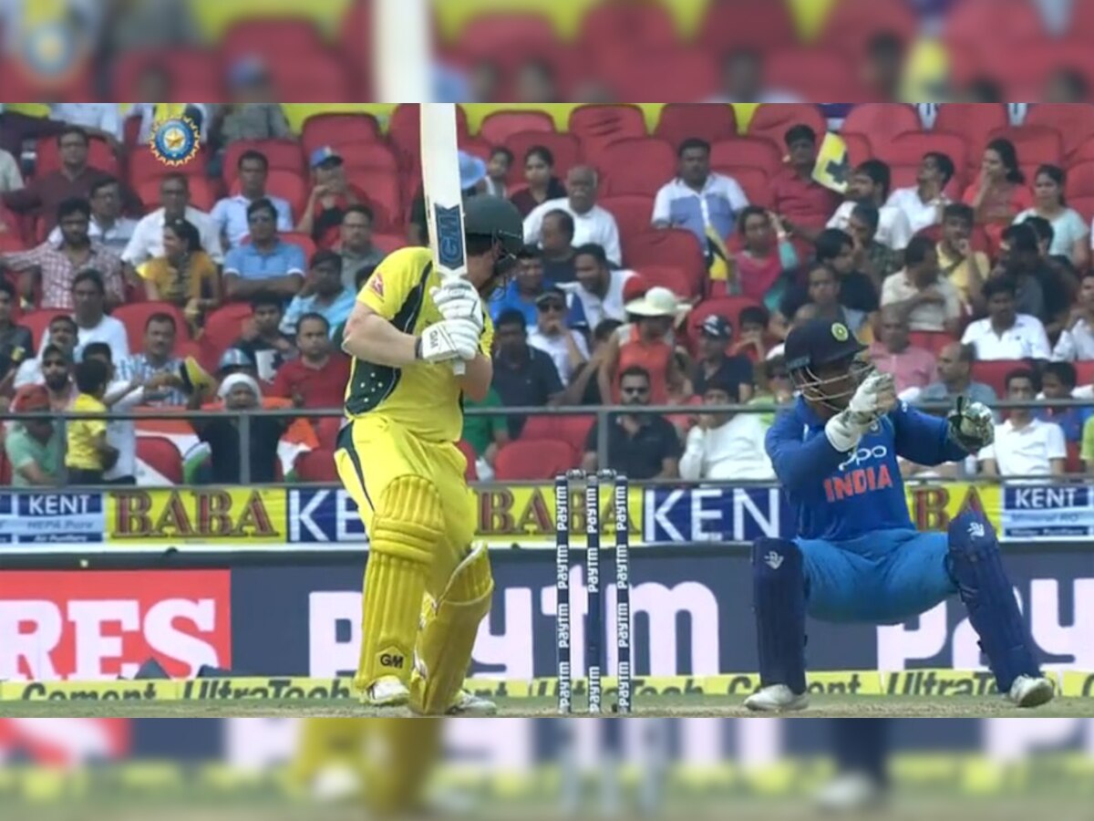  नागपुर वनडे में भारत ने ऑस्ट्रेलिया को 242 रनों पर रोका (Screen Grab)