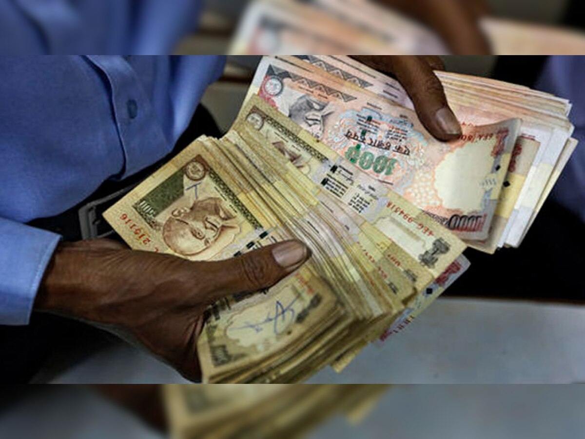 8 नवंबर 2016 को 500 और 1,000 रुपए के नोट को चलन से हटाए गए (फाइल फोटो)