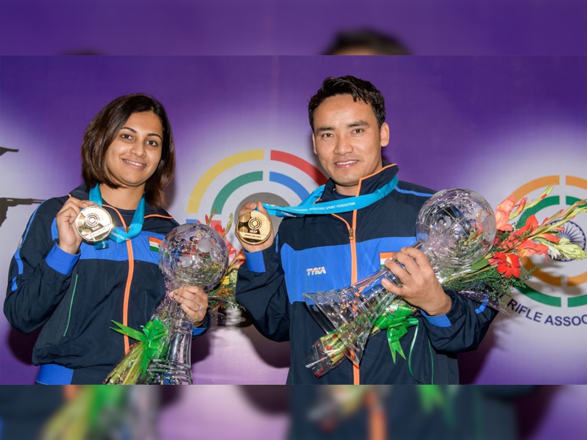 जीतू राय और हिना की जोड़ी मिश्रित स्पर्धा में हिस्सा ले रही है. फोटो : Twitter/@ISSF_Shooting