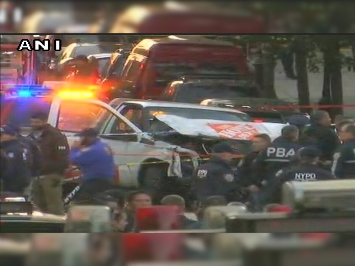 अमेरिका: वर्ल्‍ड ट्रेड सेंटर के पास आतंकी ने बाइक ट्रैक पर चढ़ाया ट्रक, आठ मरे