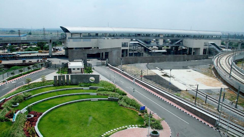 Hyderabad Metro Rail vs Delhi Metro