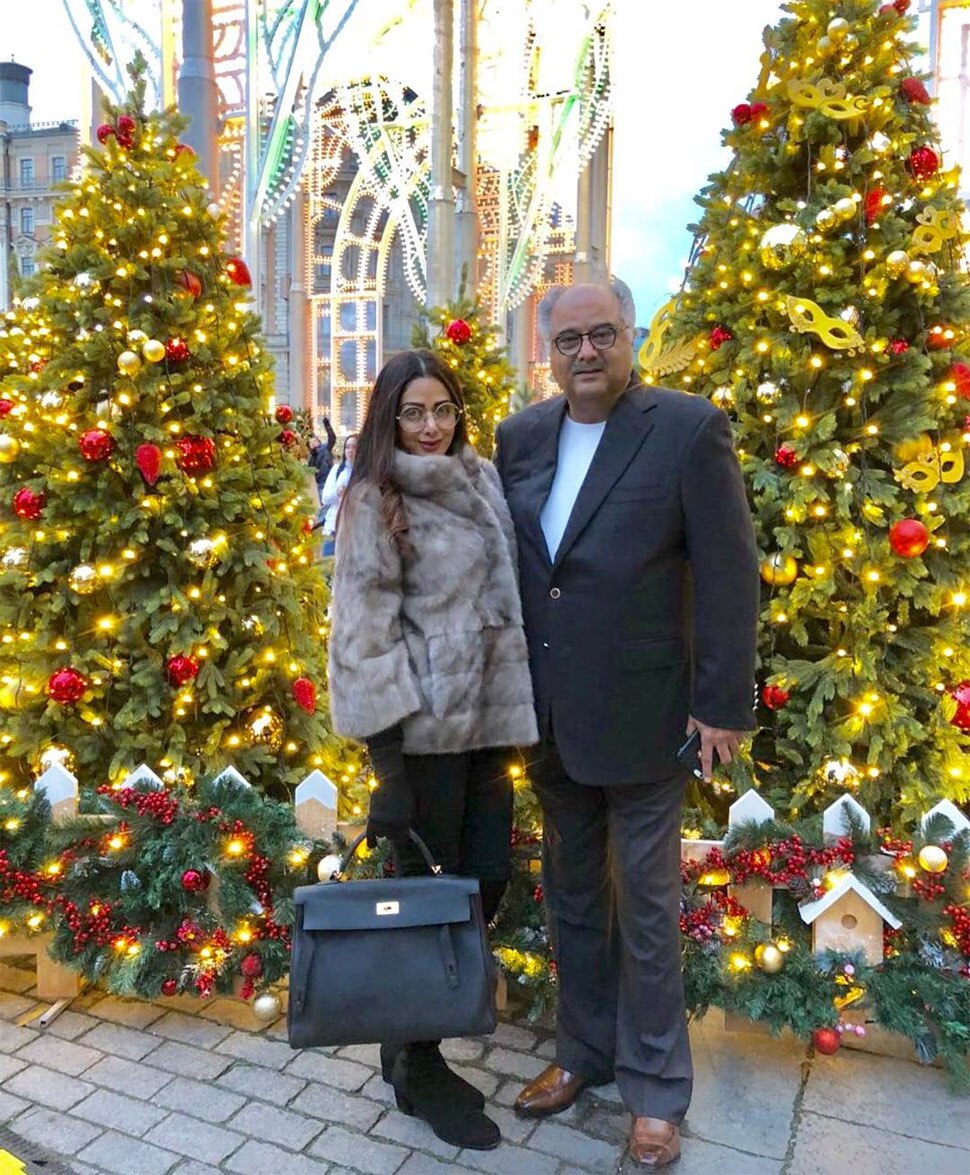 Sri Devi, Movie Mom, Moscow, Jhanvi Kapoor, Family Pics, श्रीदेवी, मॉम, मॉस्को, जाह्नवी कपूर