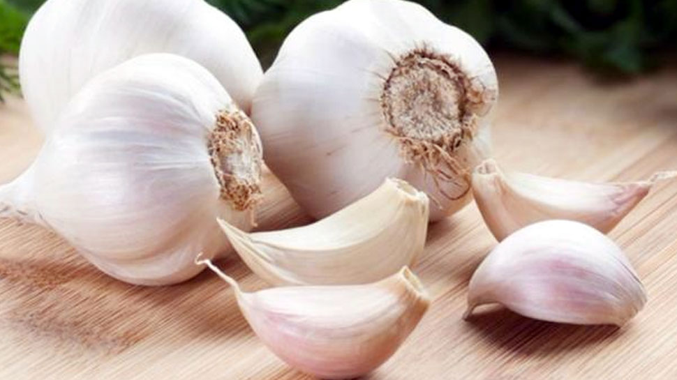 7 Unexpected Health Benefits of Garlic for Men