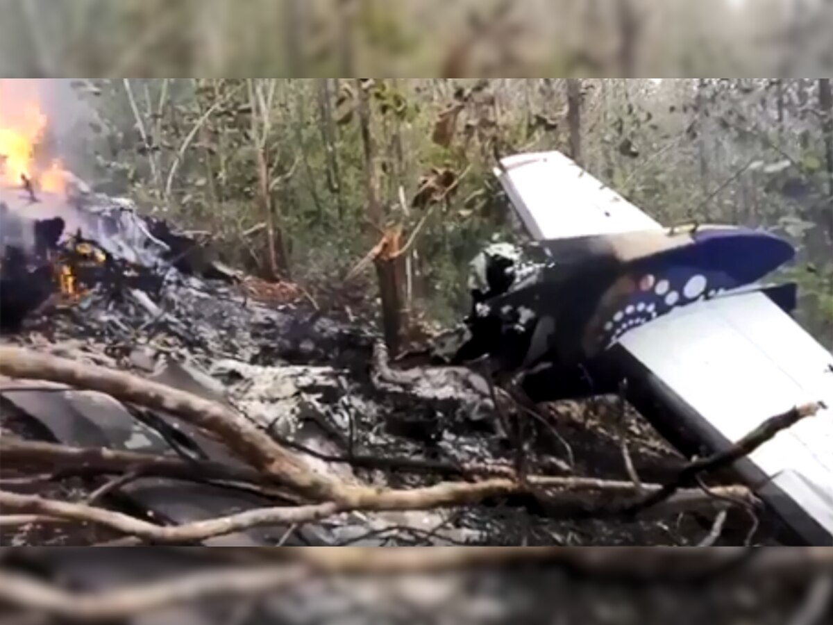 कोस्टा रिका : जनसुरक्षा मंत्रालय ने दुर्घटनास्थल के दुर्घटनाग्रस्त विमान के मलबे की तस्वीरें और वीडियो जारी किया है. 