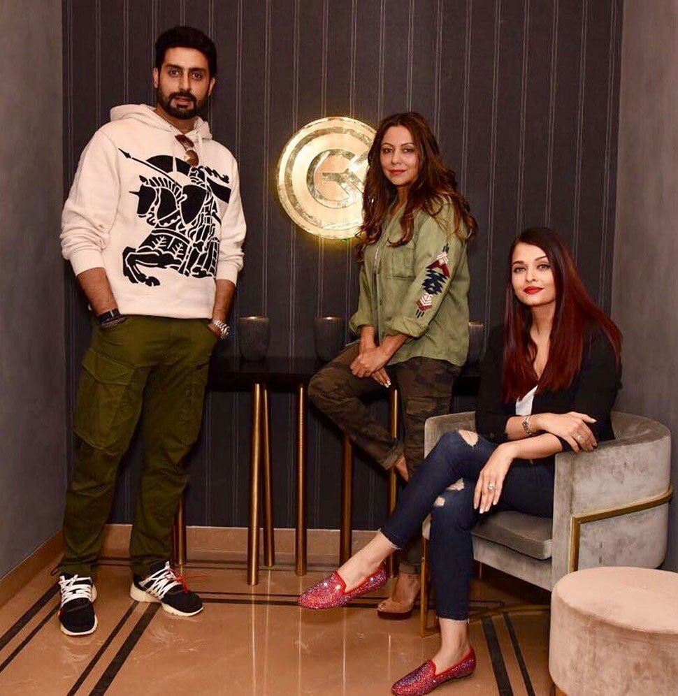 Aishwarya Rai Bachchan ith Abhishek Bachchan at Gauri Khan Studio Aishwarya Rai Bachchan ith Abhishek Bachchan at Gauri Khan Studio