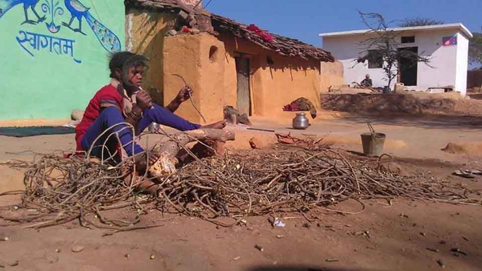 Bundelkhand: Farmers commit suicide on children बुंदेलखंड, सूखा, अकाल, भुखमरी, बेरोजगारी, गरीबी, पलायन, Bundelkhand, Drought, Famine, Hunger, Unemployment, Poverty, Escape