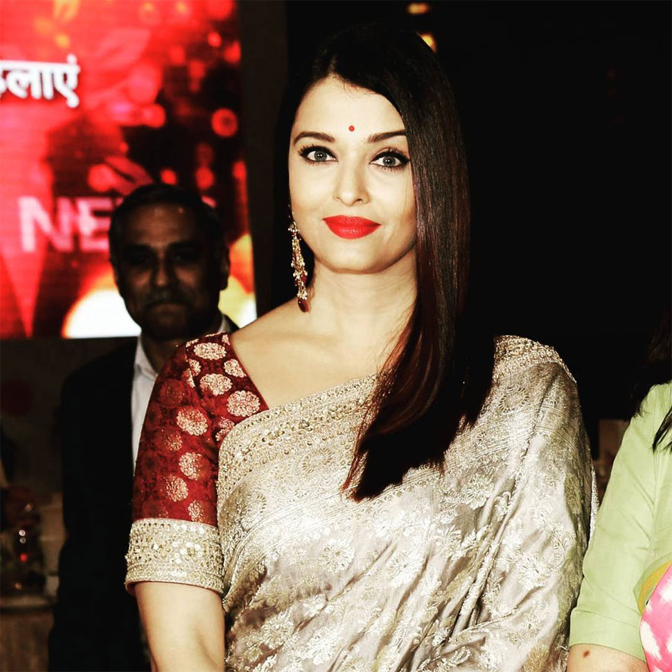 Aishwarya Rai Bachchan, First Ladies, First Ladies Award, President Of India, Ramnath Kovind, ऐश्वर्या राय बच्चन, फर्स्ट लेडीज, राष्ट्रपति, रामनाथ कोविंद