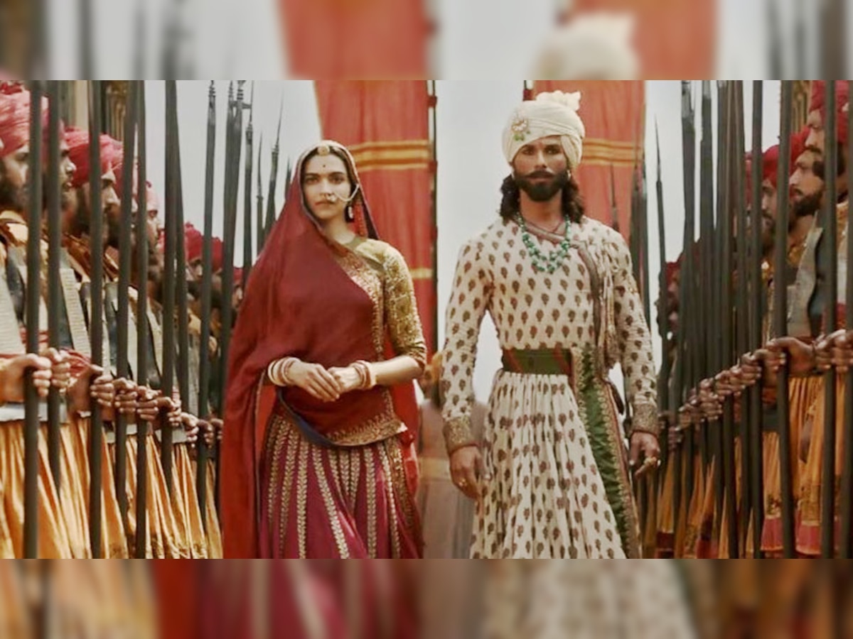Zee Review: खिलजी की क्रूरता पर रानी पद्मिनी के शौर्य की विजयगाथा है 'पद्मावत'