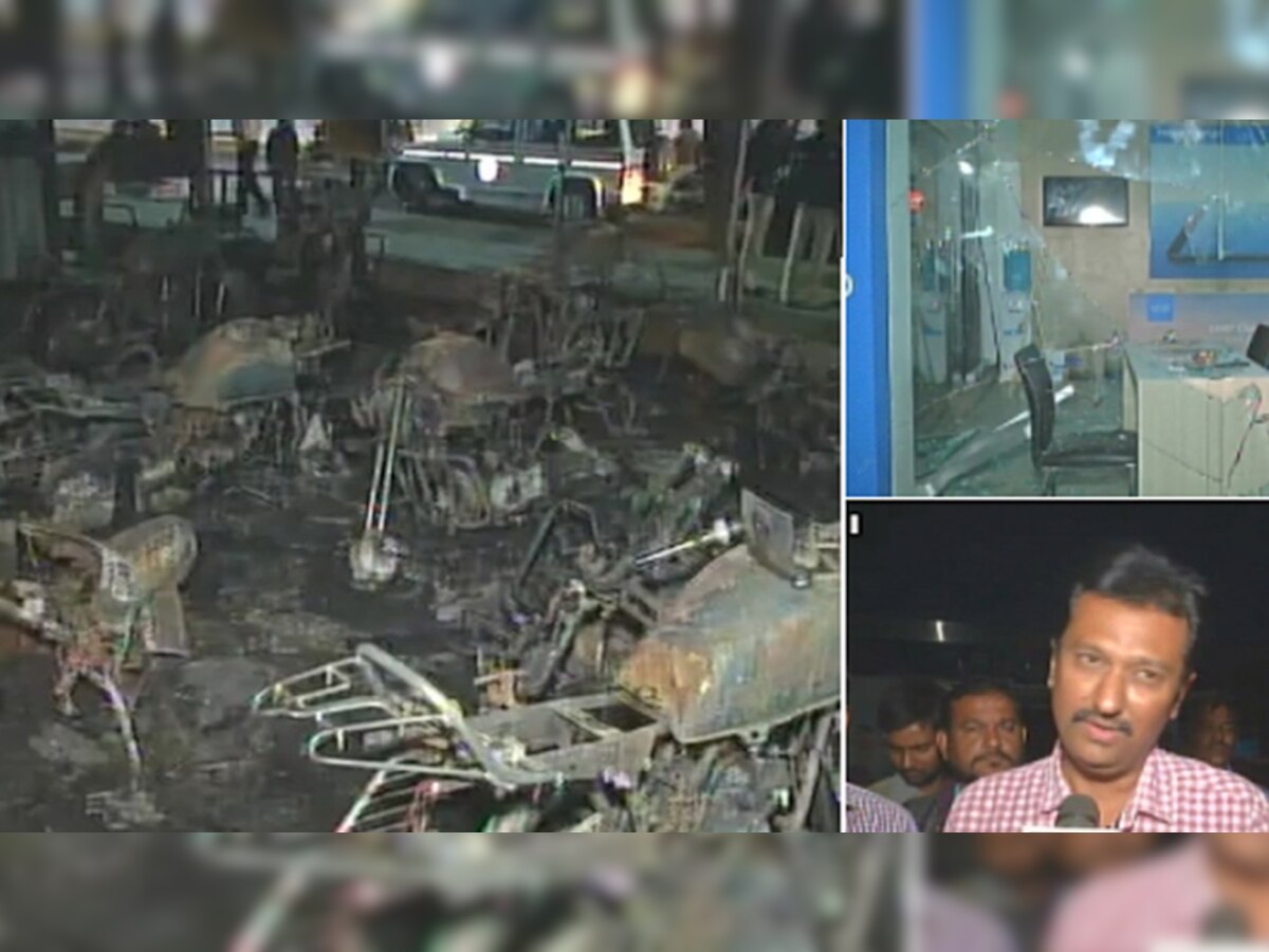 पद्मावत विवाद : अहमदाबाद में प्रदर्शकारियों का हंगामा, मॉल में की तोड़फोड़, दुकानों में लगाई आग