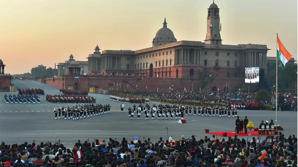 Tri-services bands perform at the Beating Retreat ceremony at Vijay Chowk in New Delhi on 29 January Beating Retreat, Beating The Retreat, Republic Day, Vijay Chowk, Indian Army, Beating Retreat Ceremony, Rashtrapati Bhavan, Rajpath