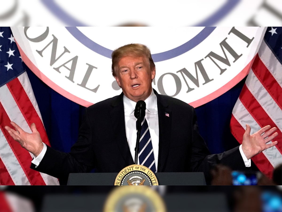 रिपब्लिकन राष्ट्रीय समिति की शीतकालीन सभा को संबोधित करते अमेरिका के राष्ट्रपति डोनाल्ड ट्रंप. (Reuters/2 Feb, 2018)
