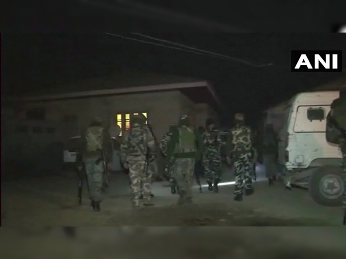 पुलवामा में सेना के कैंप पर आतंकियों ने ग्रेनेड फेंका, एनकाउंटर जारी,  सेना दे रही है मुंहतोड़ जवाब (फाइल फोटो)