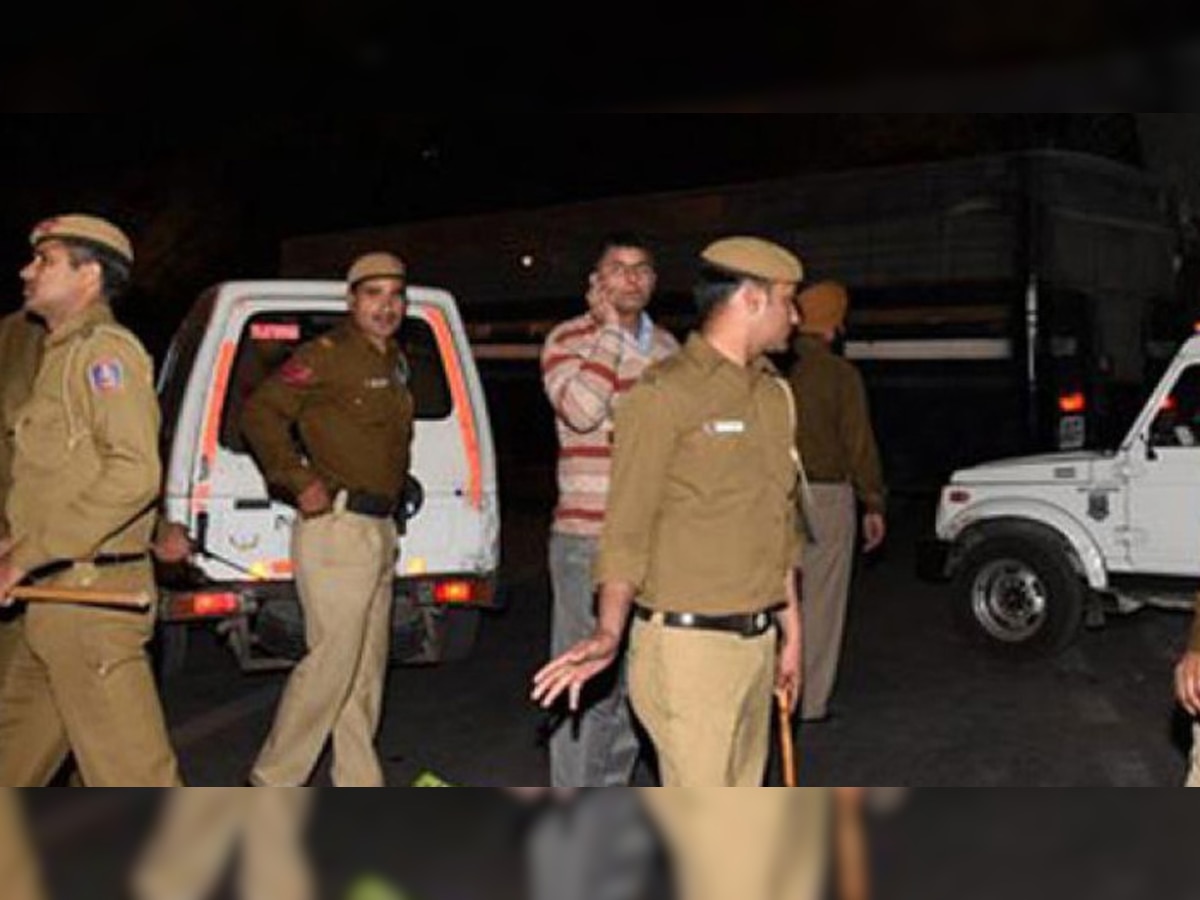 दिल्‍ली के भलस्वा फ्लाईओवर पर रोडरेज में एक शख्स की गोली मारकर हत्या कर दी गई. (फाइल फोटो)