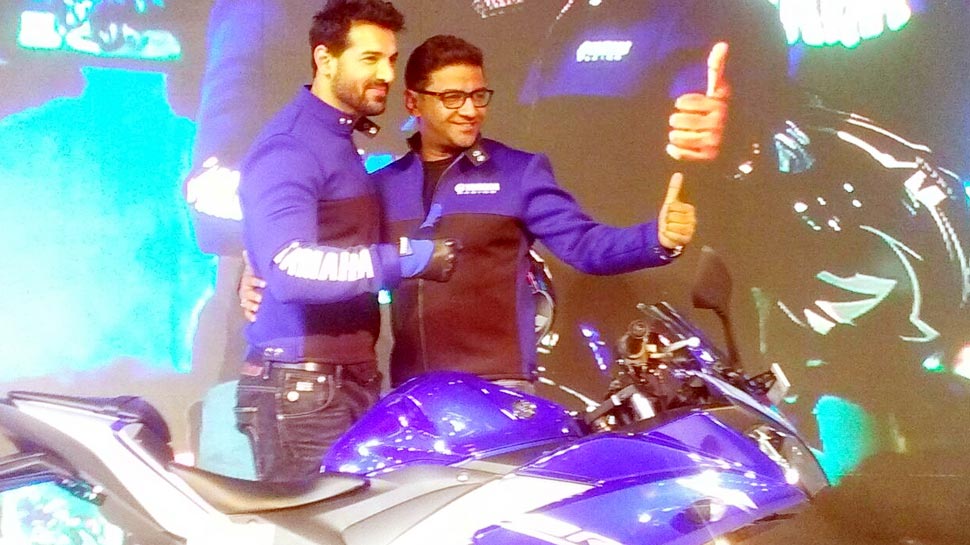 Auto Expo 2018, Celebrities in Auto Expo, Sachin Tendulkar, Tapsee pannu, Shahrukh Khan, Akshay Kumar Auto Expo 2018, Celebrities in Auto Expo, Sachin Tendulkar, Tapsee pannu, Shahrukh Khan, Akshay Kumar