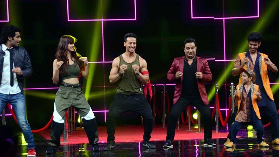Tiger Shroff Disha Patani on the sets of High Fever Dance Ka Naya Tevar Tiger Shroff Disha Patani on the sets of High Fever Dance Ka Naya Tevar