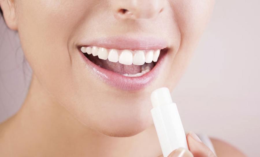 how to keep softness on lips, try these tips how to keep softness on lips, try these tips