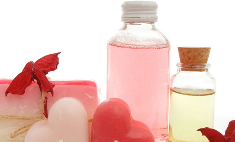 how to keep softness on lips, try these tips how to keep softness on lips, try these tips