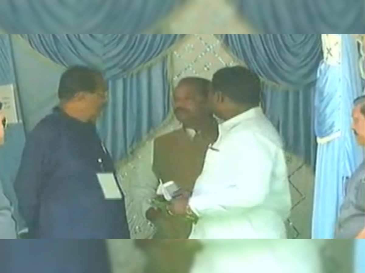 झारखंड में राज्यसभा चुनाव के दौरान जेवीएम विधायक ने किया क्रॉस वोटिंग.