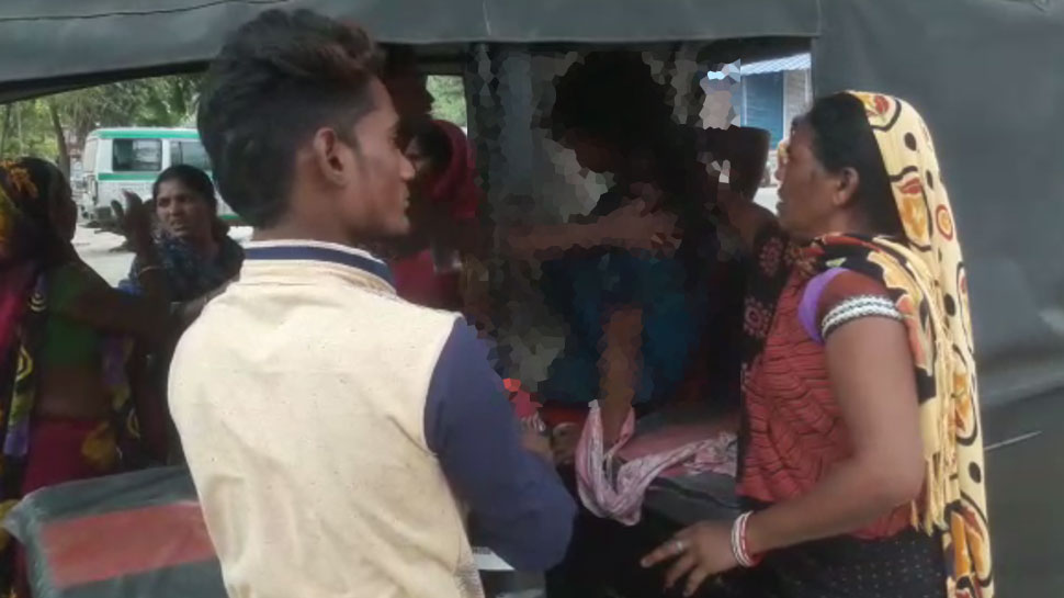 Hospital staff said there in no doctor available Hospital staff said there in no doctor available