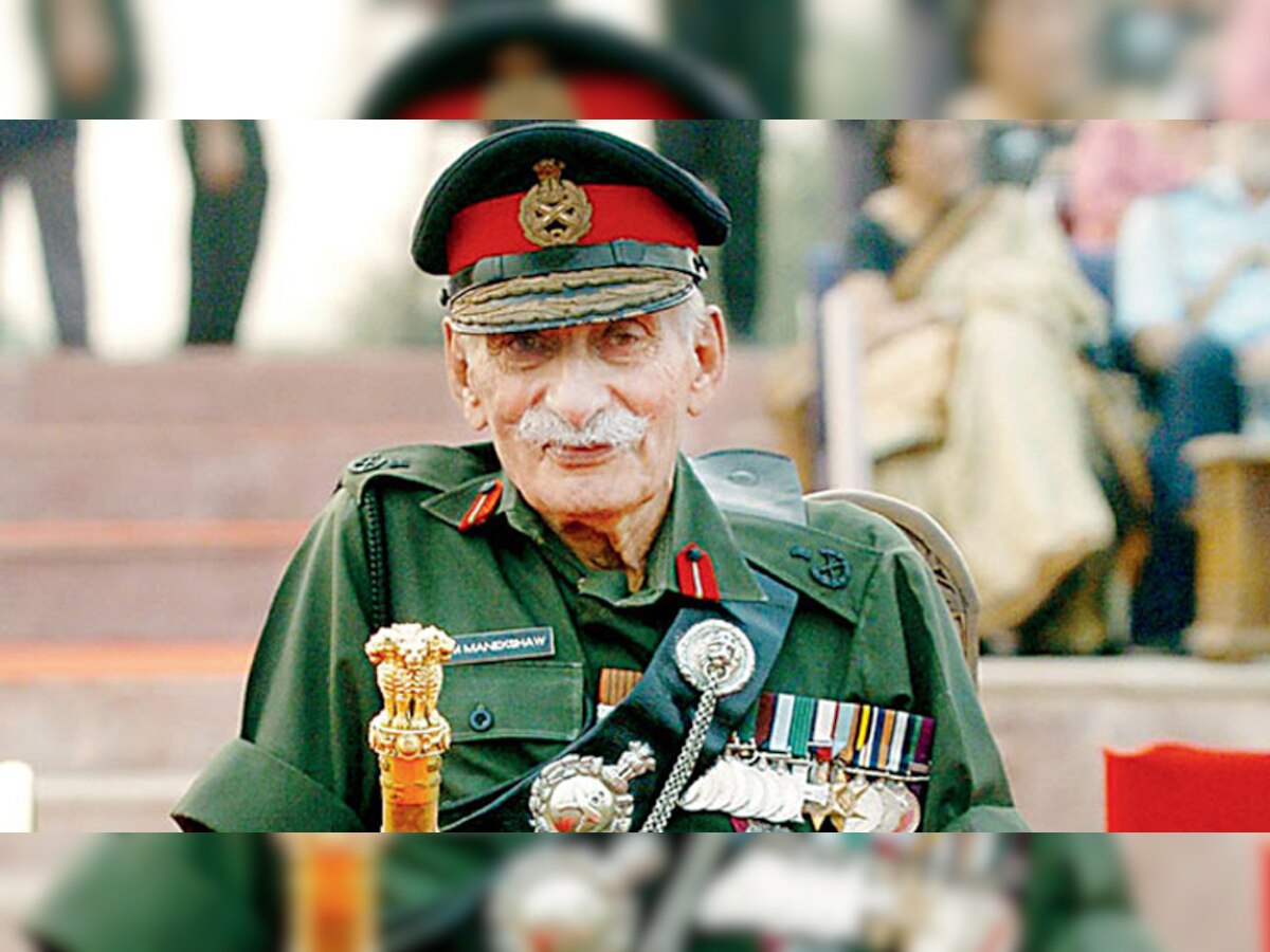 देश के महानतम कमांडरों में से एक सैम होरमुसजी फ्रामजी जमशेदजी मानेकशॉ (3 अप्रैल, 1914-27 जून, 2008) को लोग सम्‍मान में 'सैम बहादुर' भी कहते थे.(फाइल फोटो)