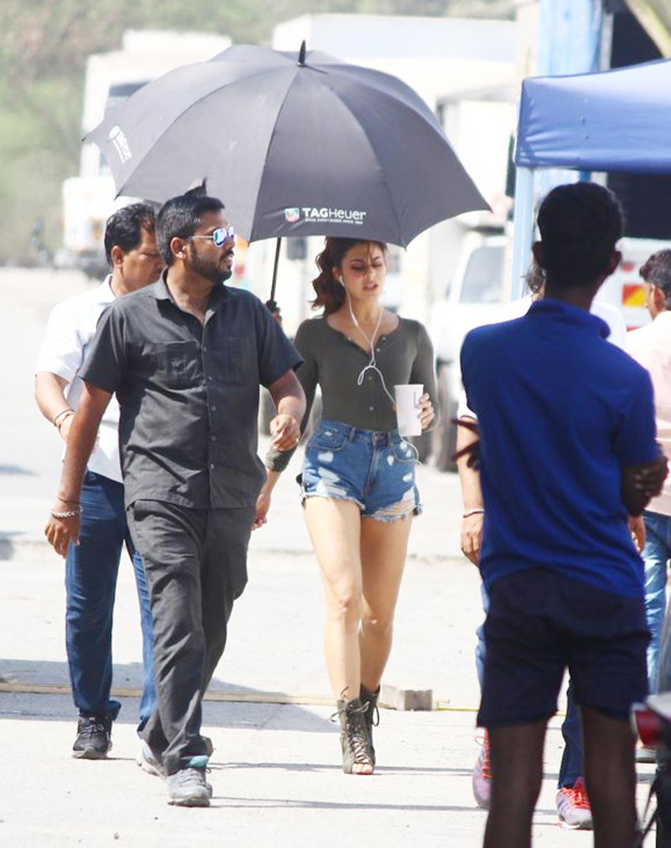 RACE 3 RACE 3