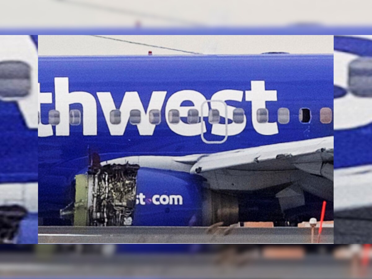 यात्रियों द्वारा सोशल मीडिया पर शेयर की गई तस्वीरों में विमान का इंजन बुरी तरह क्षतिग्रस्त नजर आ रहा है. (फोटो साभार : reuters)