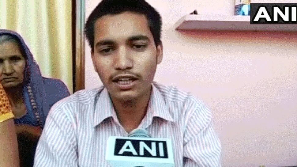 यूपी बोर्ड के नतीजे घोषित, टॉपरों के बारे में यहां जानें UP board declared 10th and 12th class result, here all toppers