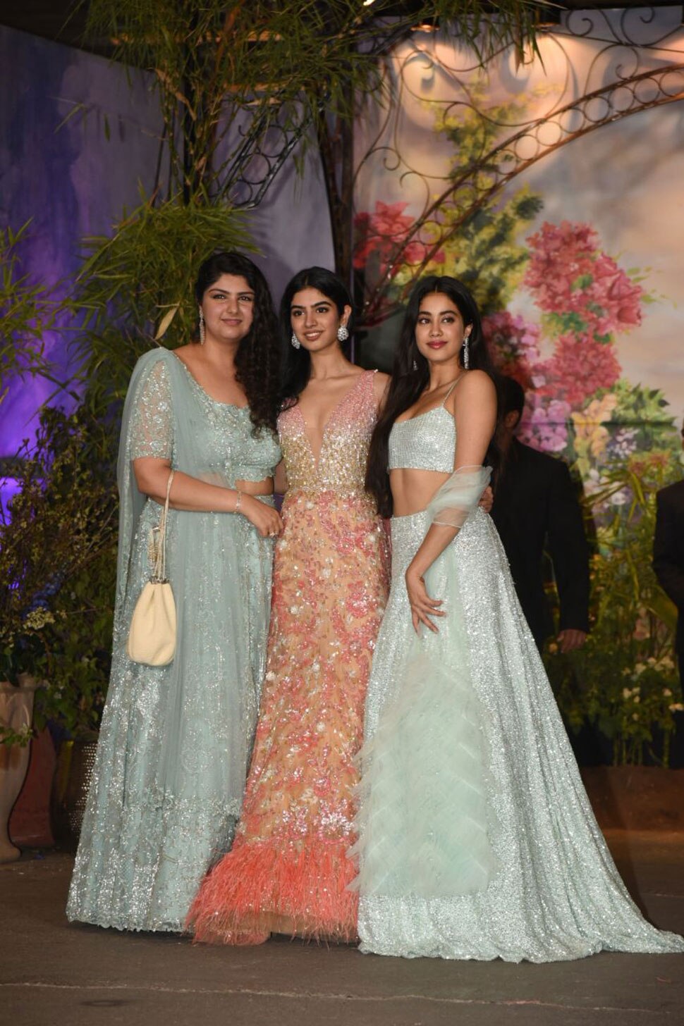 Sonam Kapoor Reception, Jhanvi Kapoor, Arjun Kapoor, Khushi Kapoor, Anshula Kapoor, Boney kapoor Sonam Kapoor Reception, Jhanvi Kapoor, Arjun Kapoor, Khushi Kapoor, Anshula Kapoor, Boney kapoor
