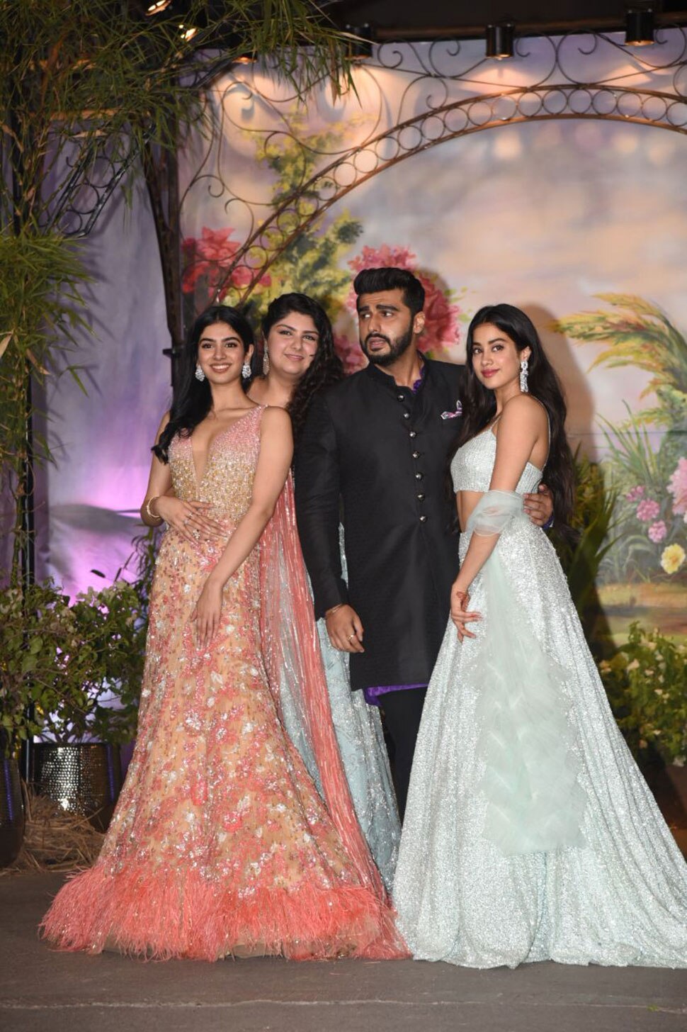 Sonam Kapoor Reception, Jhanvi Kapoor, Arjun Kapoor, Khushi Kapoor, Anshula Kapoor, Boney kapoor Sonam Kapoor Reception, Jhanvi Kapoor, Arjun Kapoor, Khushi Kapoor, Anshula Kapoor, Boney kapoor