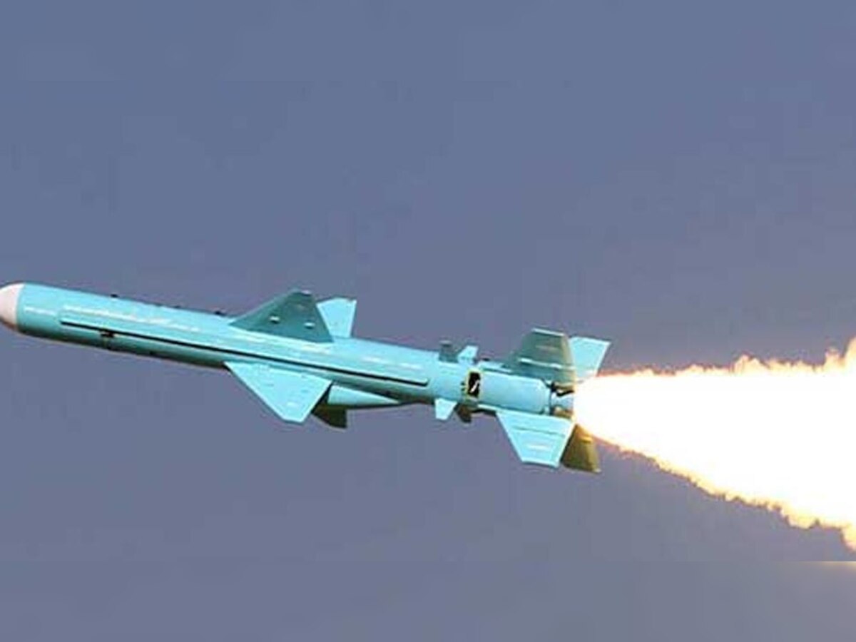 रूस ने सीरिया पर दागा क्रूज मिसाइल. (Twitter/10 May, 2018) 