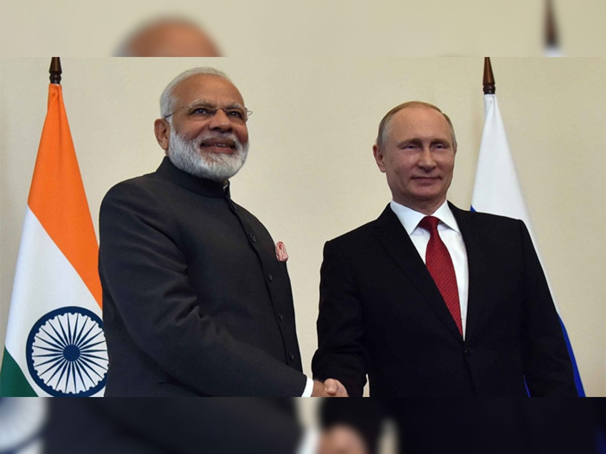 पीएम नरेंद्र मोदी और रूस के राष्ट्रपति ब्लादिमीर पुतिन  (फाइल फोटो)