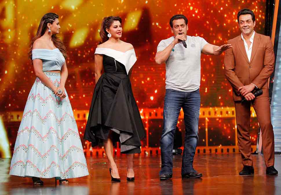 Race 3, Jacquline Fernandiz, Salman Khan Race 3, Jacquline Fernandiz, Salman Khan