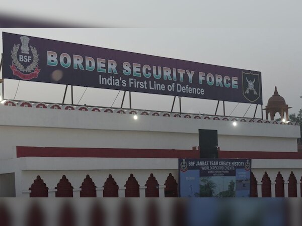 BSF, rope pulling, farewell event, show causes, बीएसएफ, रस्सी, नोटिस ...