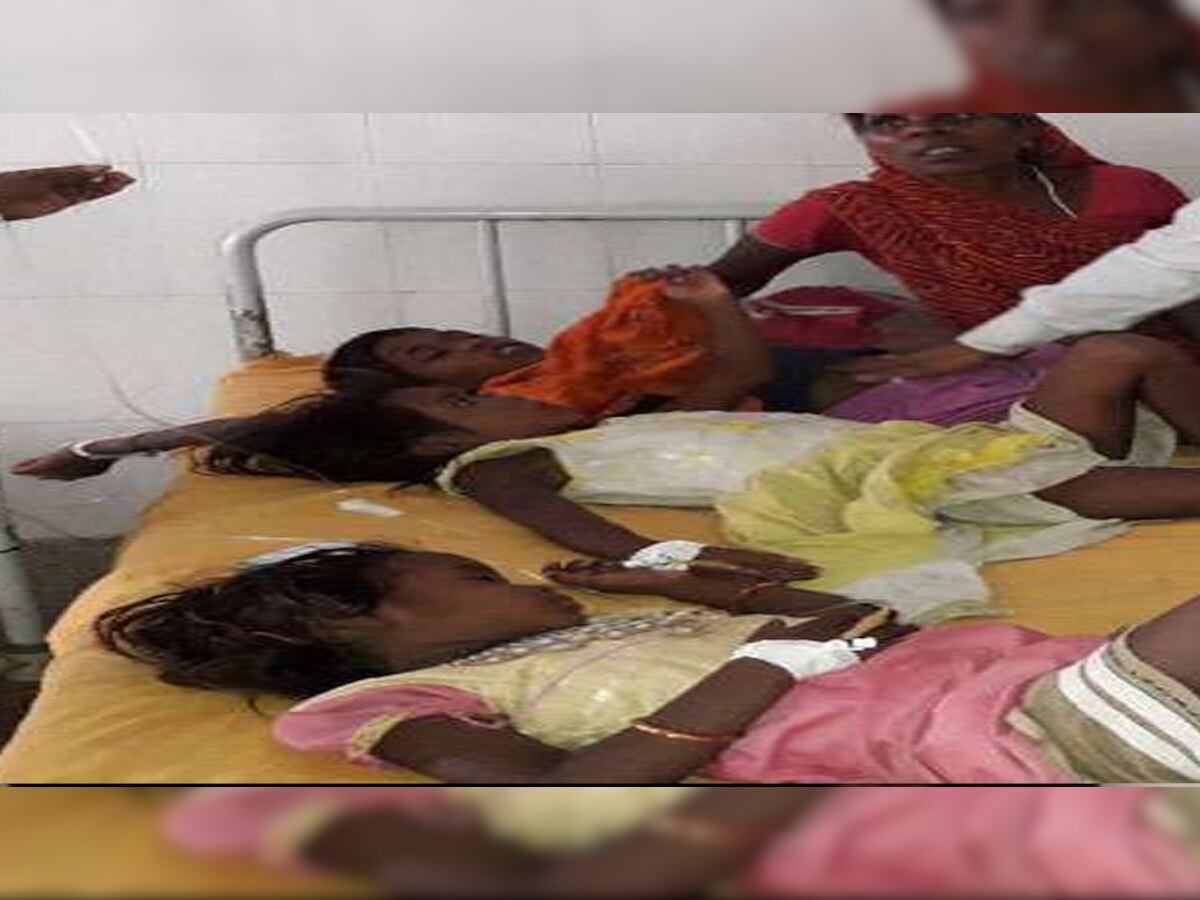 शेखपुरा में जहरीला प्रसाद खाने से 40 से अधिक लोग बीमार हो गए. 