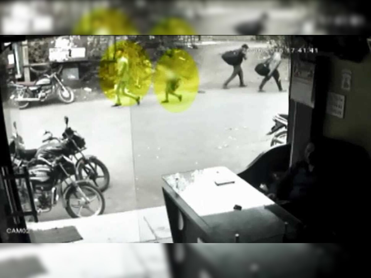 CCTV में बच्ची को ले जाते कैद हुआ आरोपी