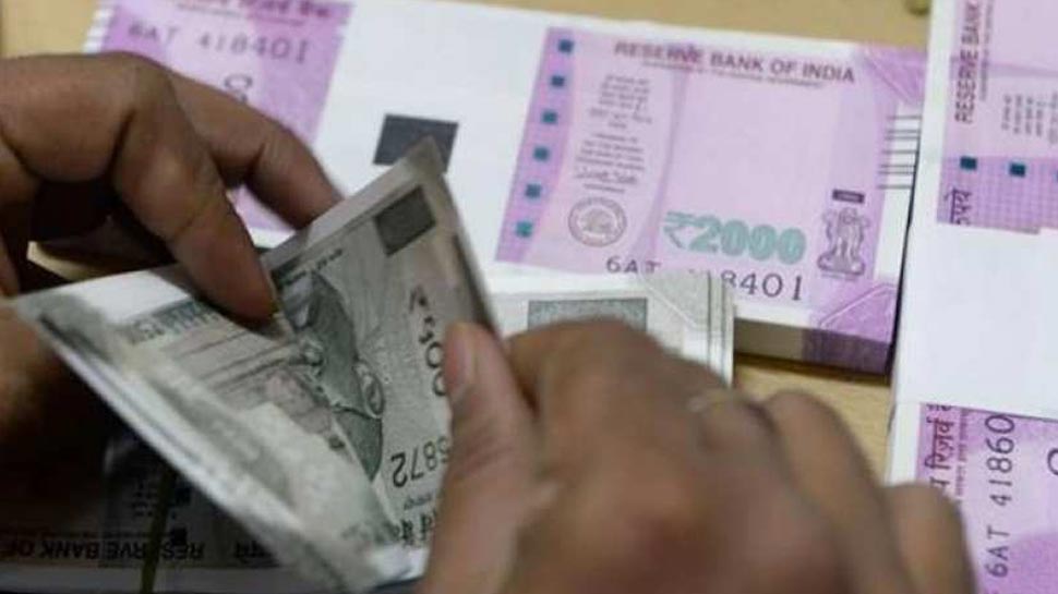 7वां वेतन आयोग: केंद्रीय कर्मचारियों को मिलेगी बढ़ी हुई सैलरी? जानिए कब हो सकता है ऐलान 7वां वेतन आयोग: केंद्रीय कर्मचारियों को मिलेगी बढ़ी हुई सैलरी? जानिए कब हो सकता है ऐलान