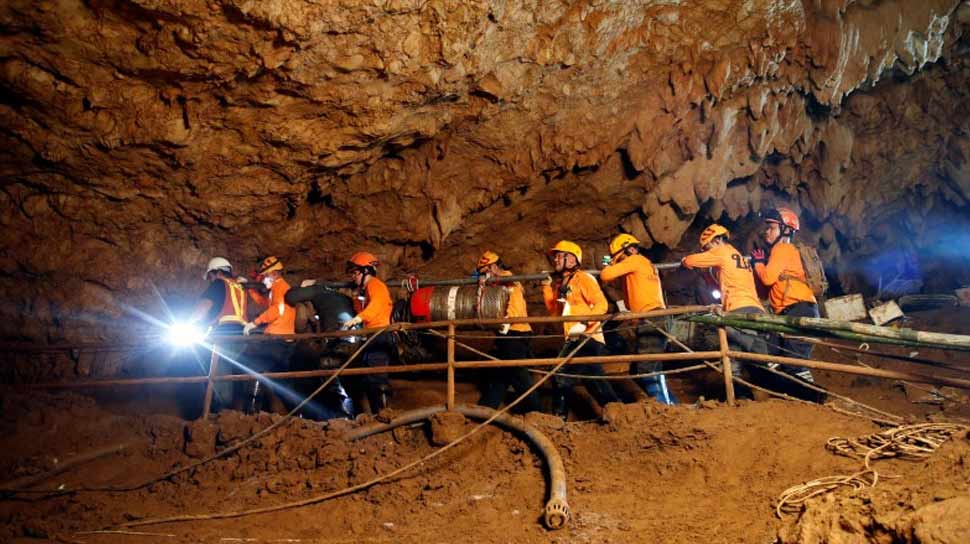 police rescue operation complete in Tham Luang cave police rescue operation complete in Tham Luang cave