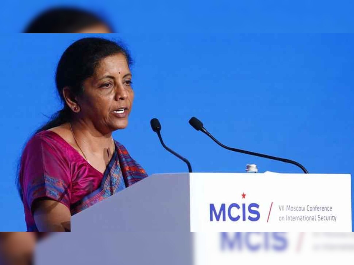 भारत की रक्षा मंत्री निर्मला सीतारमण शुक्रवार को रूस में वार्षिक मॉस्को कॉन्फ्रेंस ऑन इंटरनेश्नल सिक्योरिटी में बोल रहीं थीं (फोटोः रॉयटर्स)