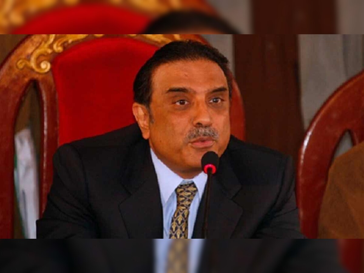 आसिफ अली जरदारी के करीबी सहयोगी हुसैन लवई और अन्य संदिग्धों के खिलाफ अदालत में चालान पेश किया.(फाइल फोटो)