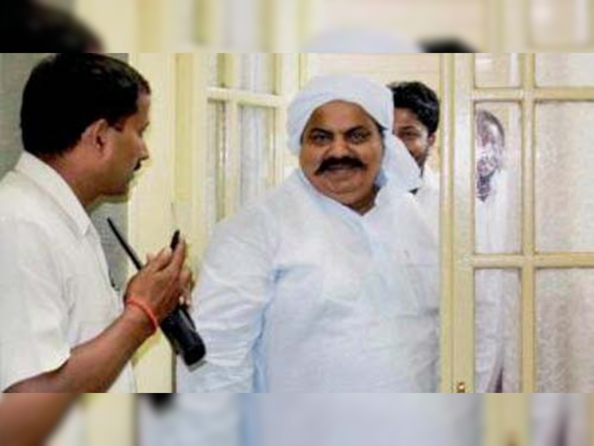 पिछले एक साल से अतीक अहमद देवरिया जेल में बंद हैं. (फाइल फोटो)