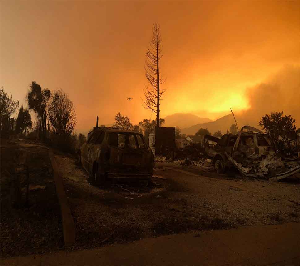 Burning more than 650 homes in the fire in California Forest