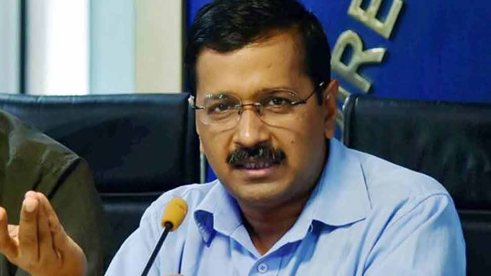 केजरीवाल सरकार का तोहफा, दिल्ली के स्कूलों और कॉलेजों में पढ़ने वाले स्टूडेंट्स को मिलेगा लाभ
