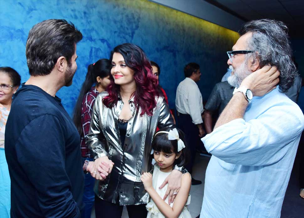 Fanney Khan Special Screening: Aishwarya Rai Bachchan gave Madhuri warm hug Fanney Khan Special Screening: Aishwarya Rai Bachchan gave Madhuri warm hug