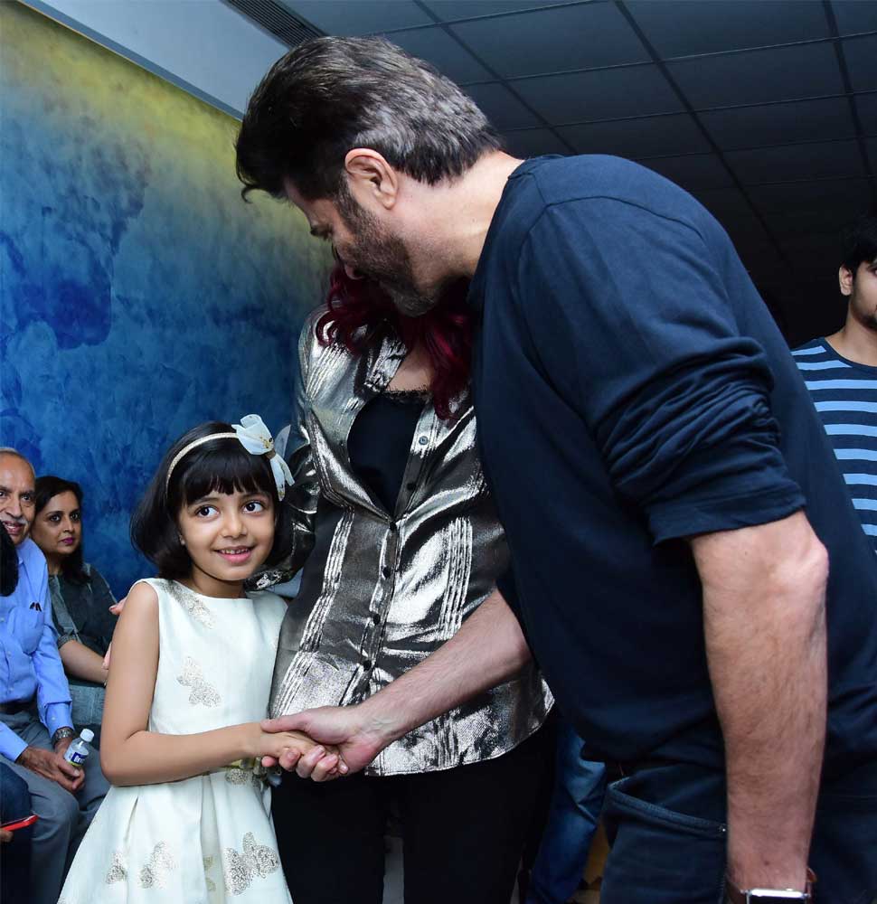 Fanney Khan Special Screening: Aishwarya Rai Bachchan gave Madhuri warm hug Fanney Khan Special Screening: Aishwarya Rai Bachchan gave Madhuri warm hug