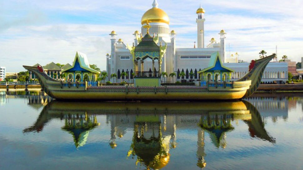 Here is the list of top 10 rich countries of world Here is the list of top 10 rich countries of world