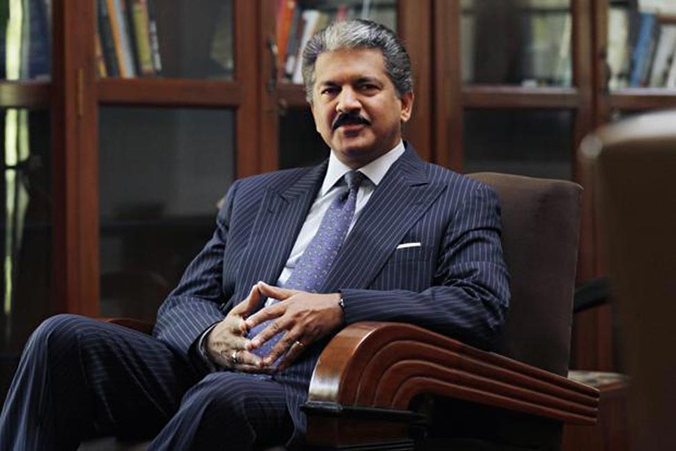 Know who is Anand Mahindra, the chairman of Mahindra & Mahindra Group Know who is Anand Mahindra, the chairman of Mahindra & Mahindra Group