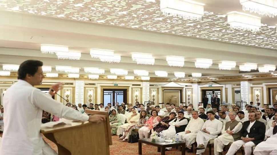 PTI formally nominates Imran Khan as prime minister candidate इमरान खान, Imran Khan, Pakistan Elections 2018, Pakistan, PTI, पाकिस्तान, पाकिस्तान चुनाव 2018