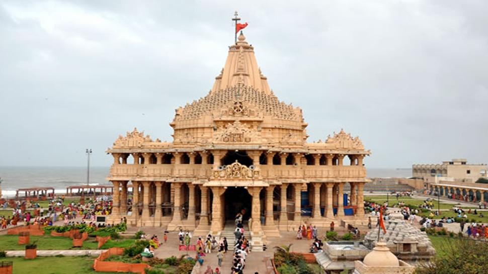 photos-gajnavi-had-attacked-17-times-somnath-temple-yet-stands-as-the